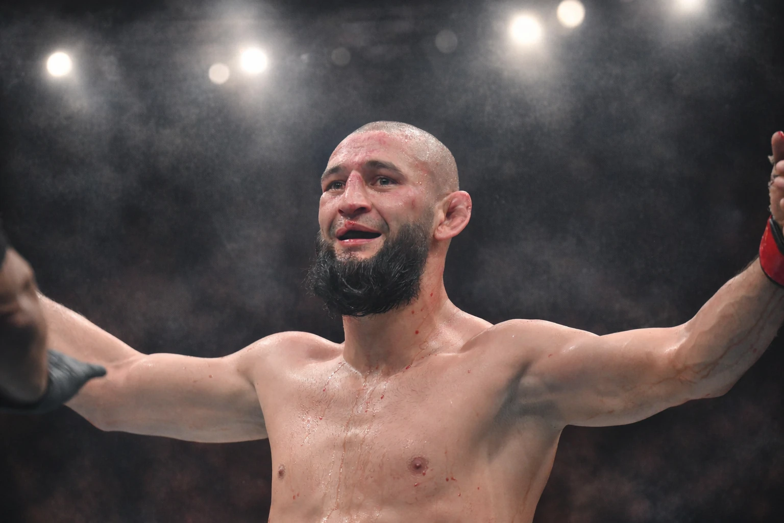 Joe Rogan Breaks Down Khamzat Chimaev’s Grueling UFC 328 Title Fight