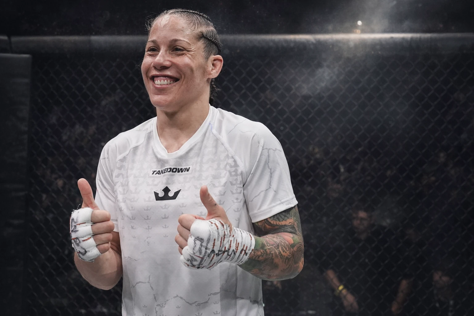 Liz Carmouche Says Women’s Bantamweight Needs a ‘Pretty Girl’ Star to Thrive