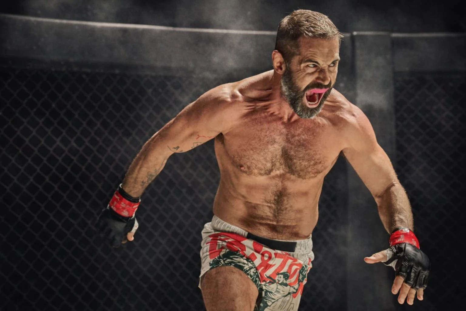 Daniel MacPherson Details Grueling MMA Prep For Film ‘Beast’ Role