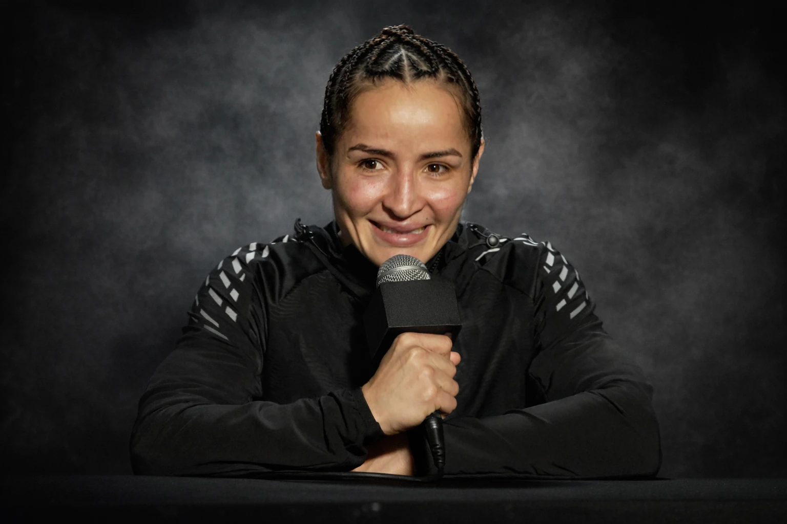 Talita Alencar Outpoints Julia Polastri, Calls for Ranked UFC Opponent