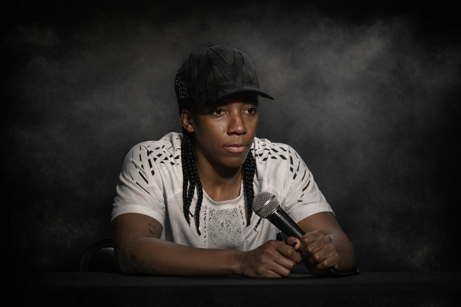 Joselyne Edwards Upsets Norma Dumont in UFC Fight Night Co-Main