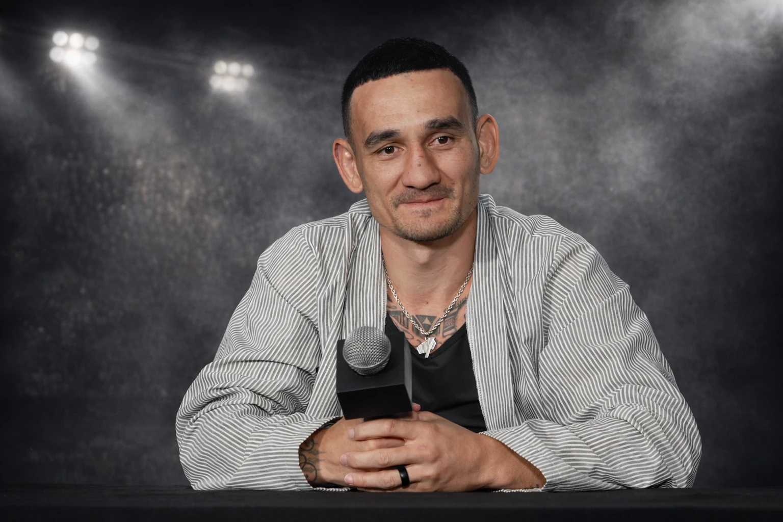 Max Holloway Pushes Back on Conor McGregor’s Featherweight GOAT Claim