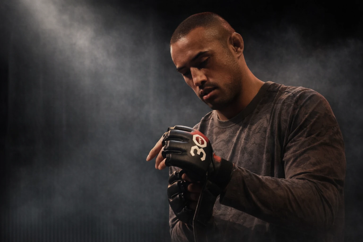 Carlos Ulberg Zeros In On Jiri Prochazka Ahead of UFC 327 Title Fight