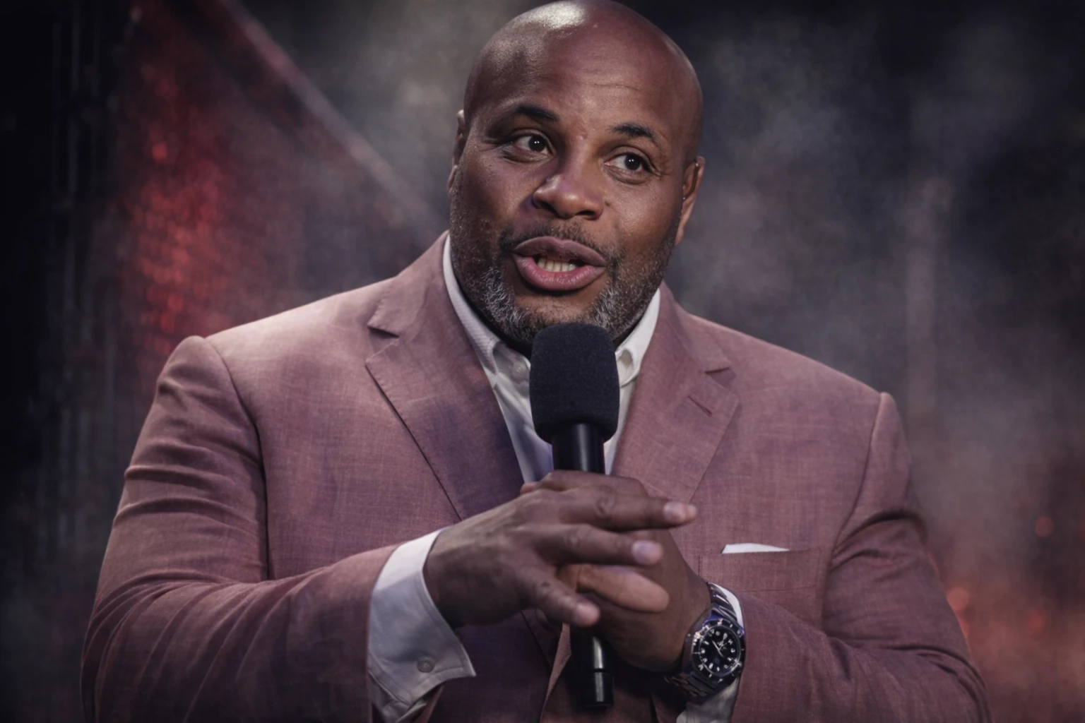 Daniel Cormier Explains Why Fewer Top U.S. Wrestlers Choose MMA