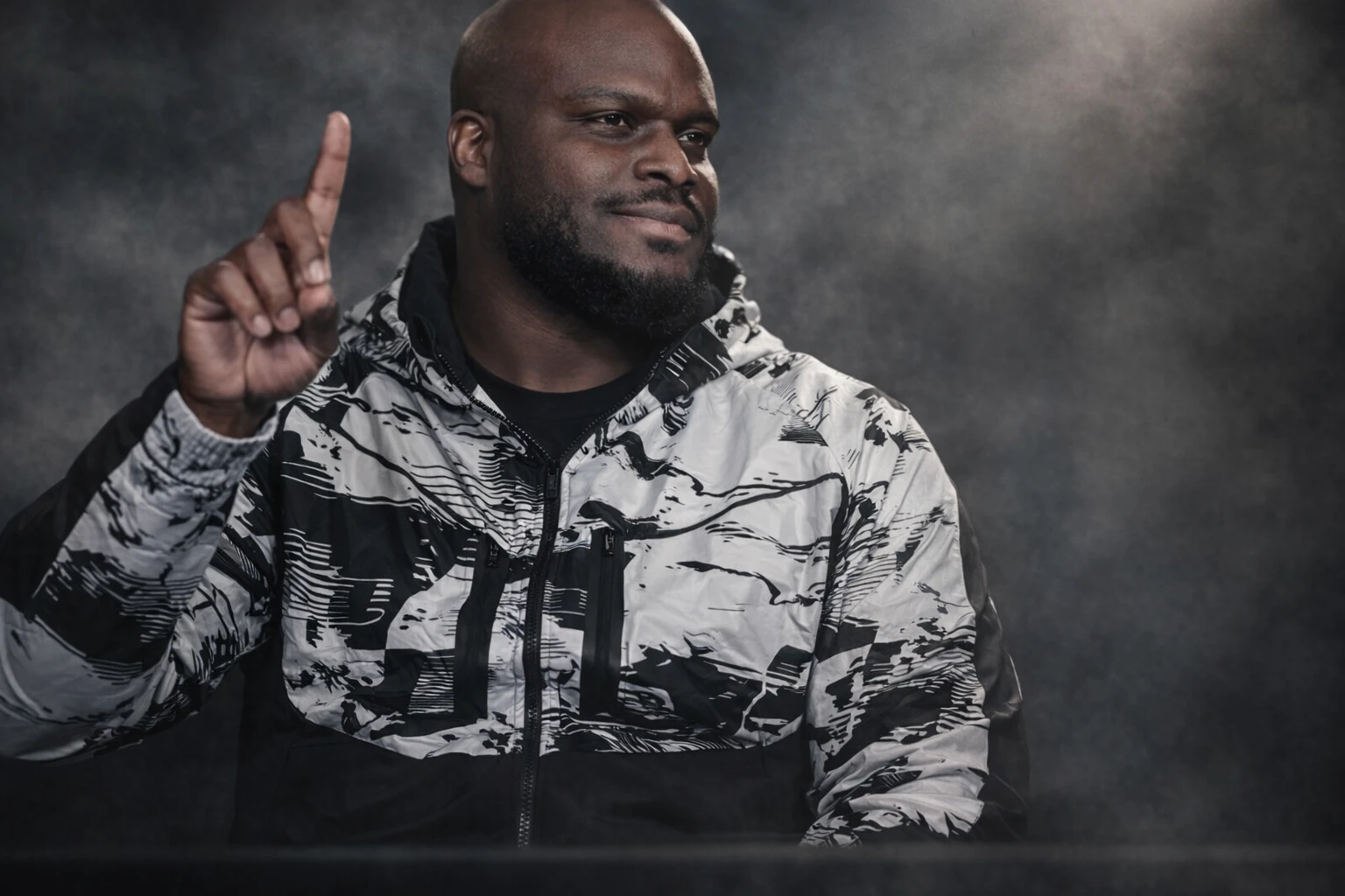Derrick Lewis Honored for 75 Clean UFC Drug Tests at White House